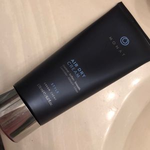 MONAT air dry cream